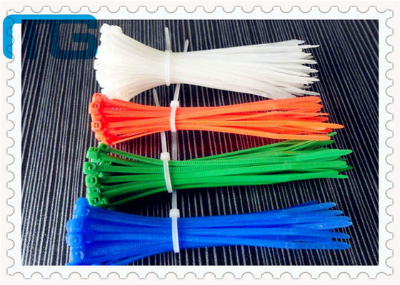 Chiny Długa, wysokotemperaturowa opaska nylonowa z opaską na suwak z wieloma kolorami ROHS CE Approve 100pcs / bag dostawca